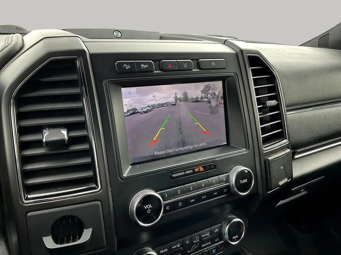 2020 Ford Expedition - $23,900