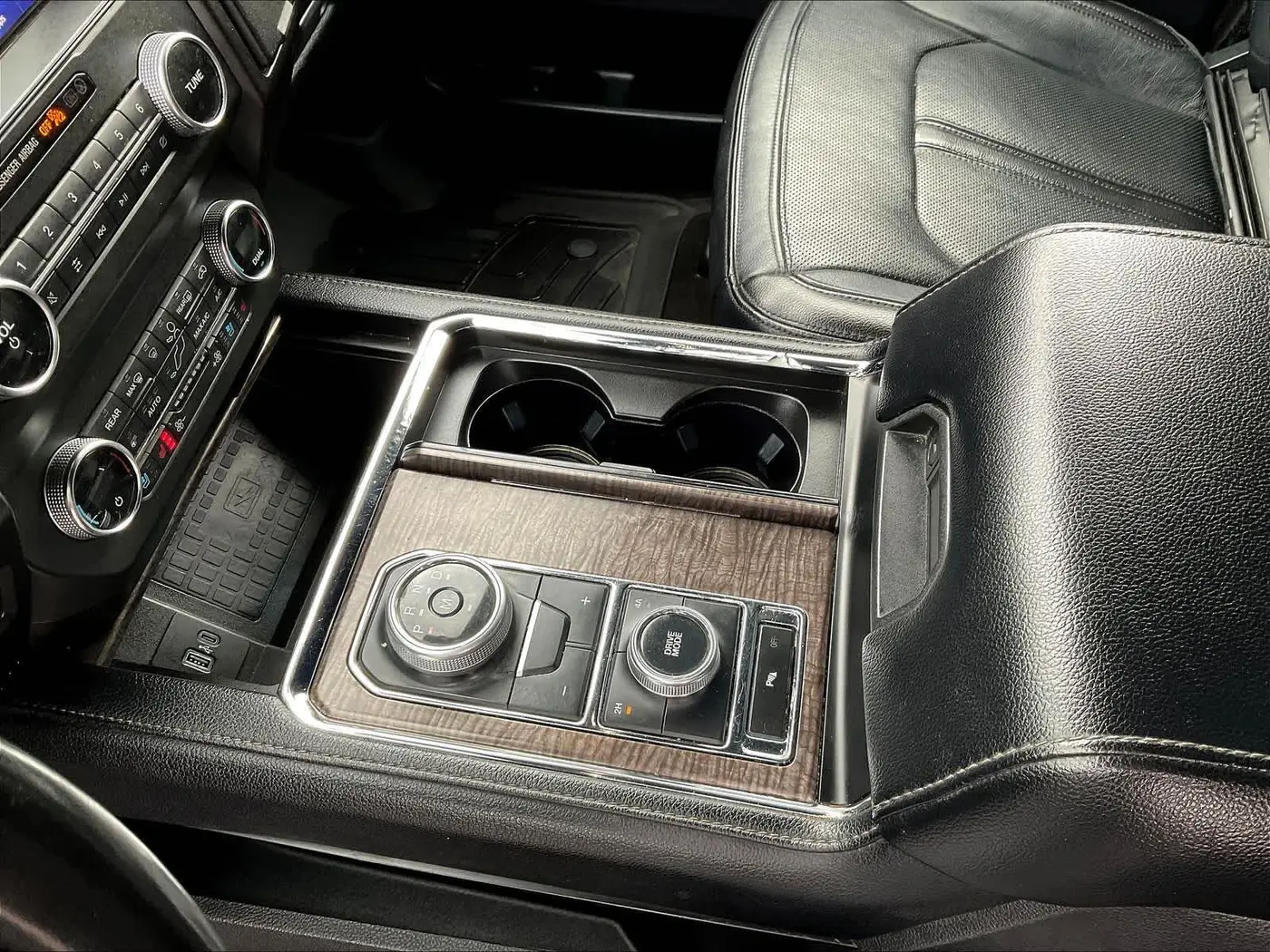 2020 Ford Expedition - $23,900