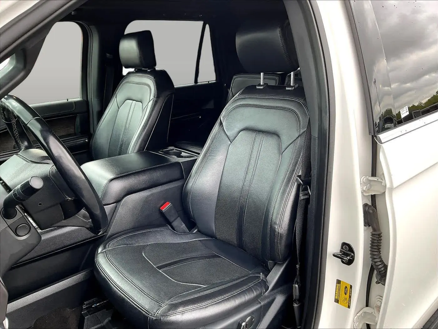 2020 Ford Expedition - $23,900