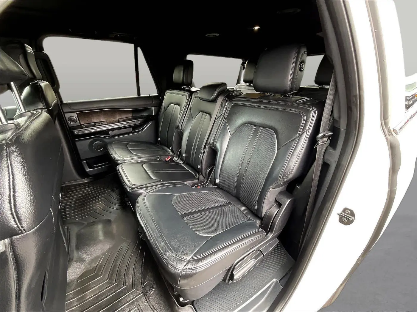 2020 Ford Expedition - $23,900