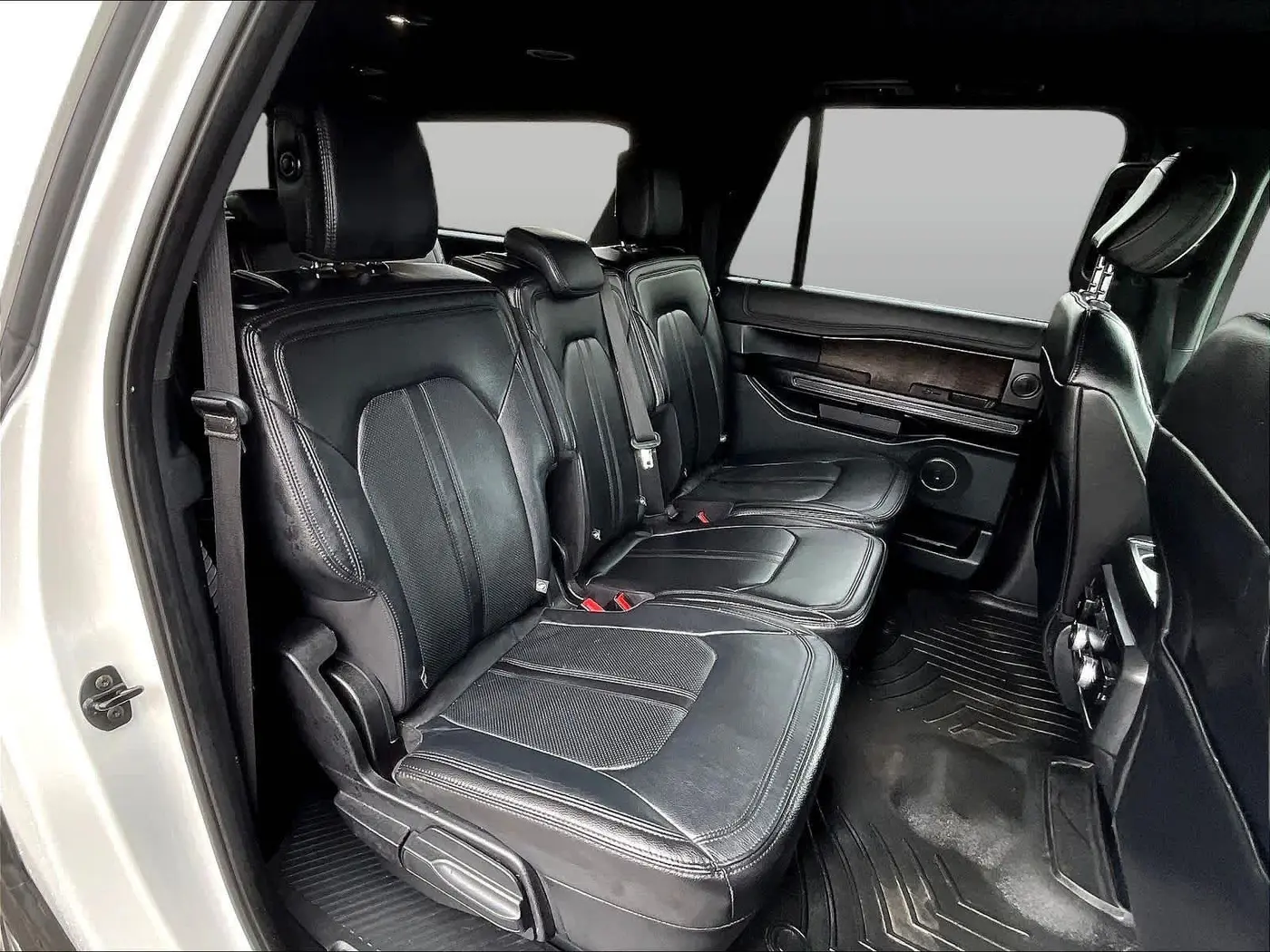 2020 Ford Expedition - $23,900