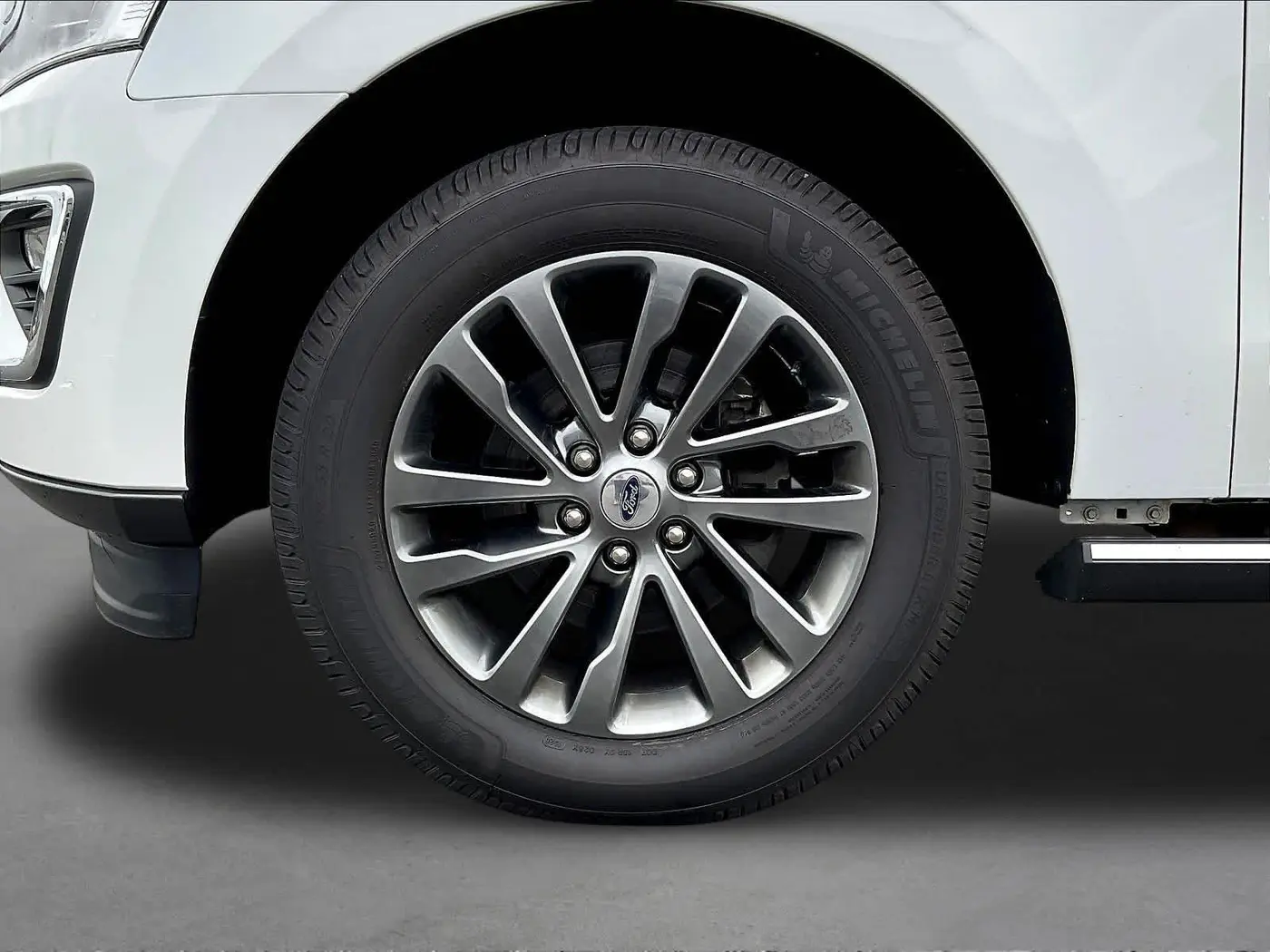 2020 Ford Expedition - $23,900