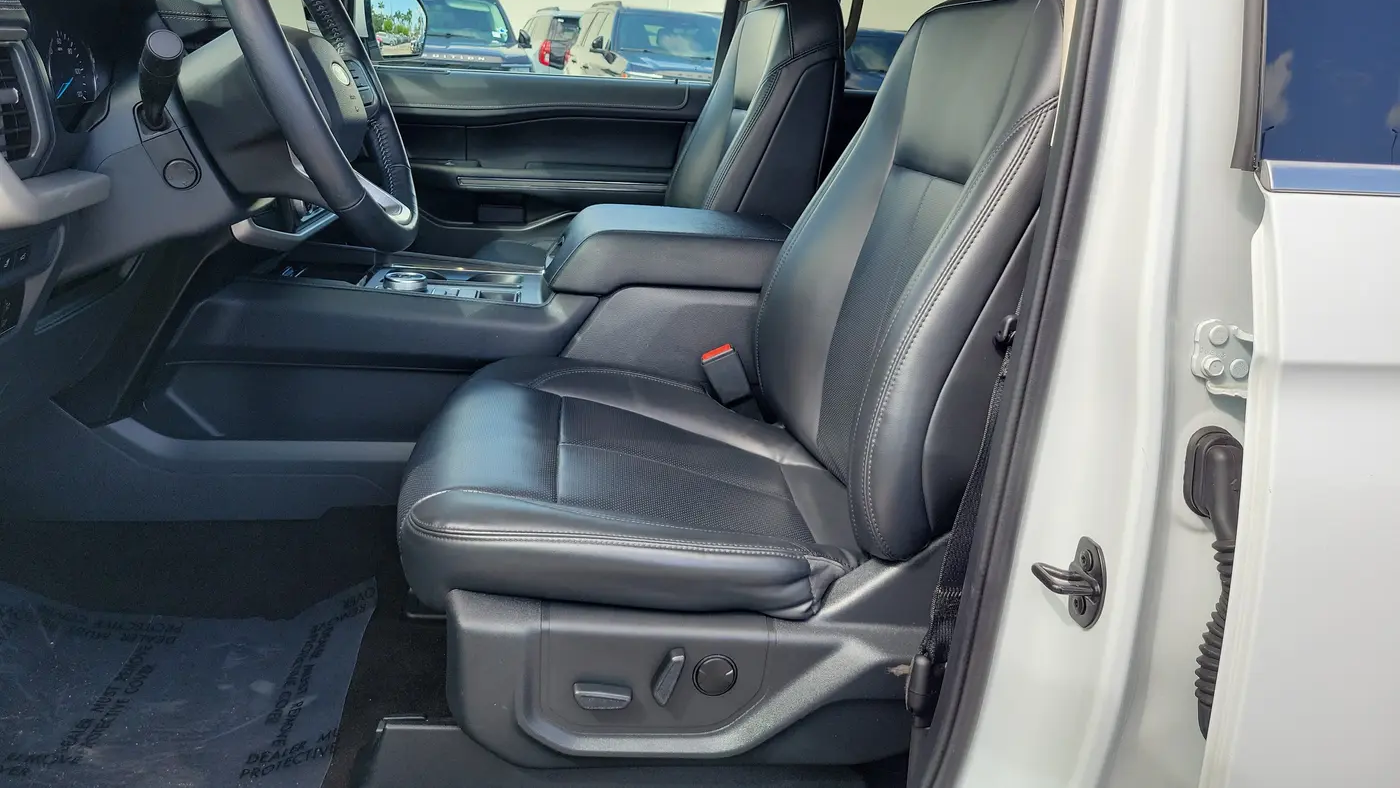2023 Ford Expedition XLT