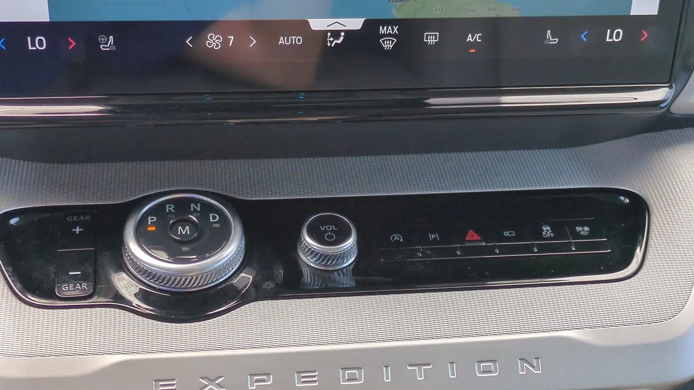 2025 Ford Expedition Active