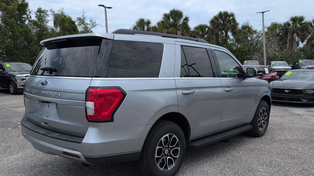 2024 Ford Expedition XLT