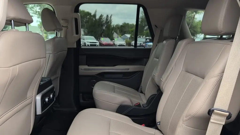 2024 Ford Expedition XLT