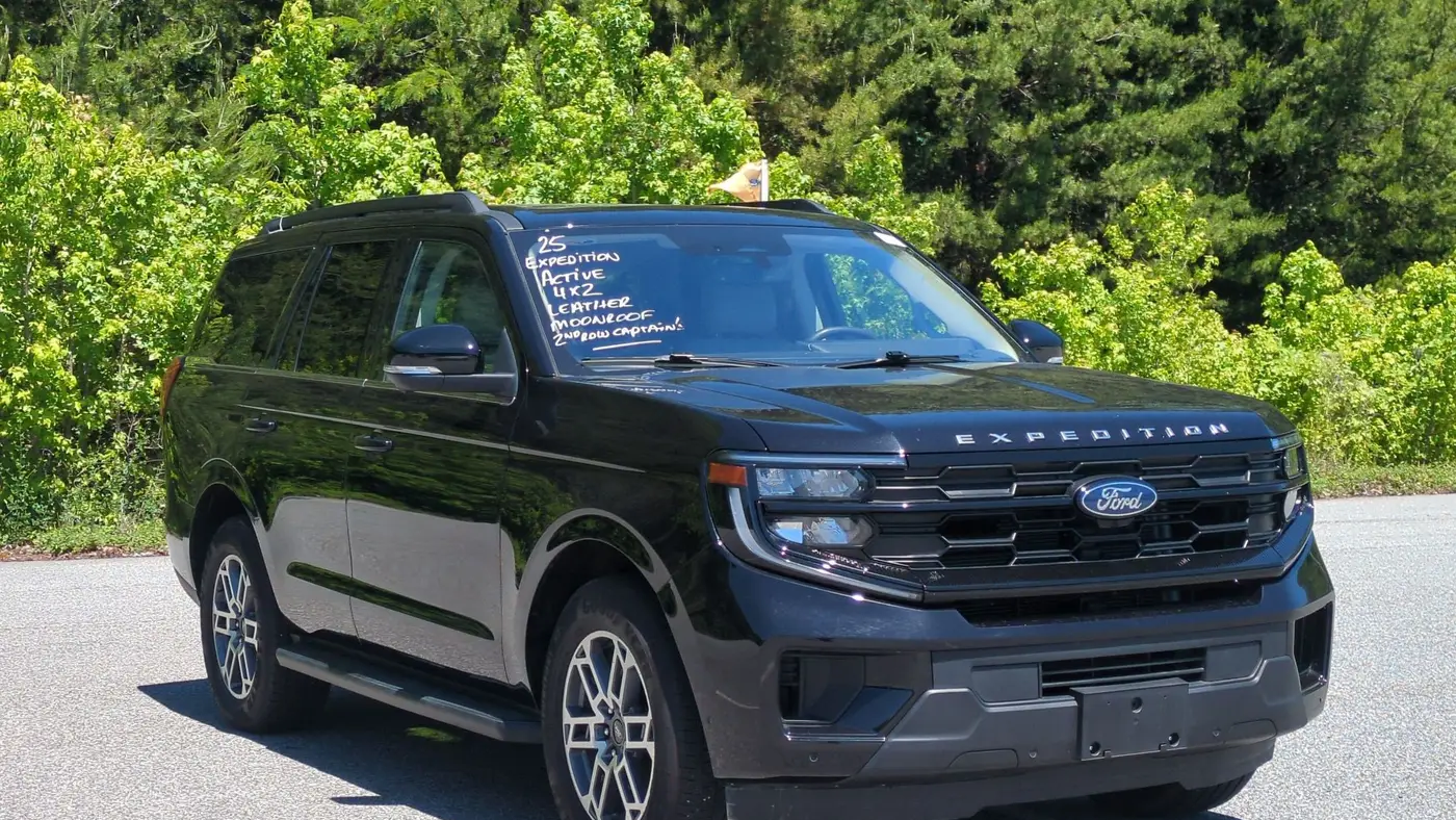 Preowned 2025 Ford Expedition Active for Sale