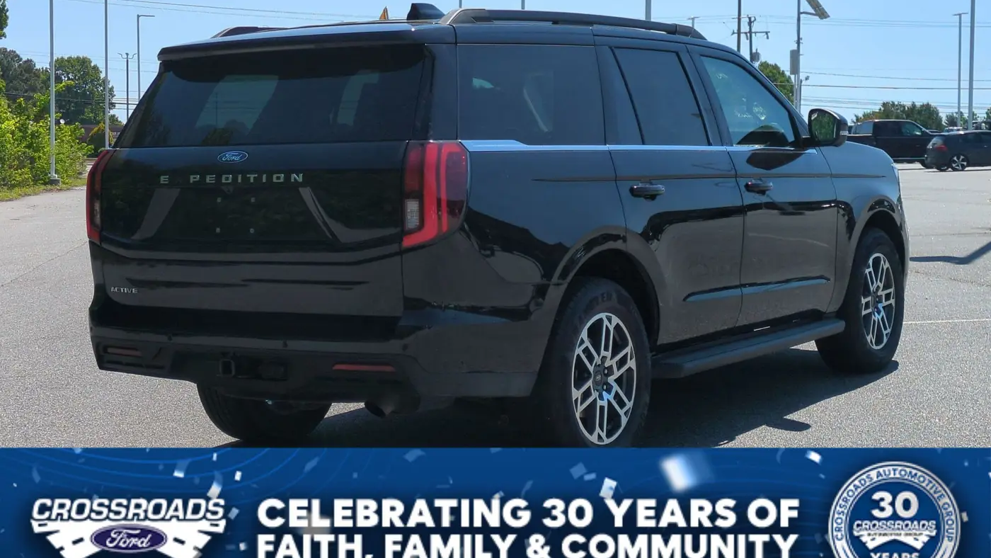 2025 Ford Expedition Active