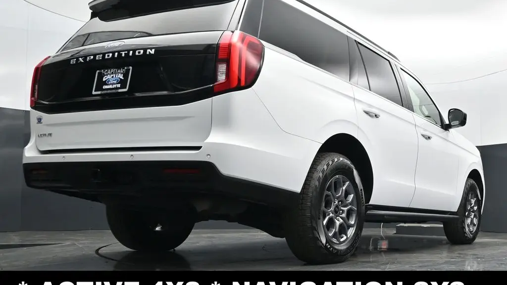 2025 Ford Expedition Active