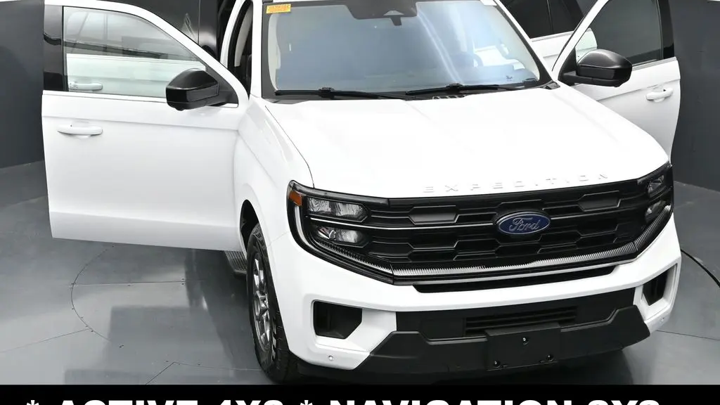 2025 Ford Expedition Active