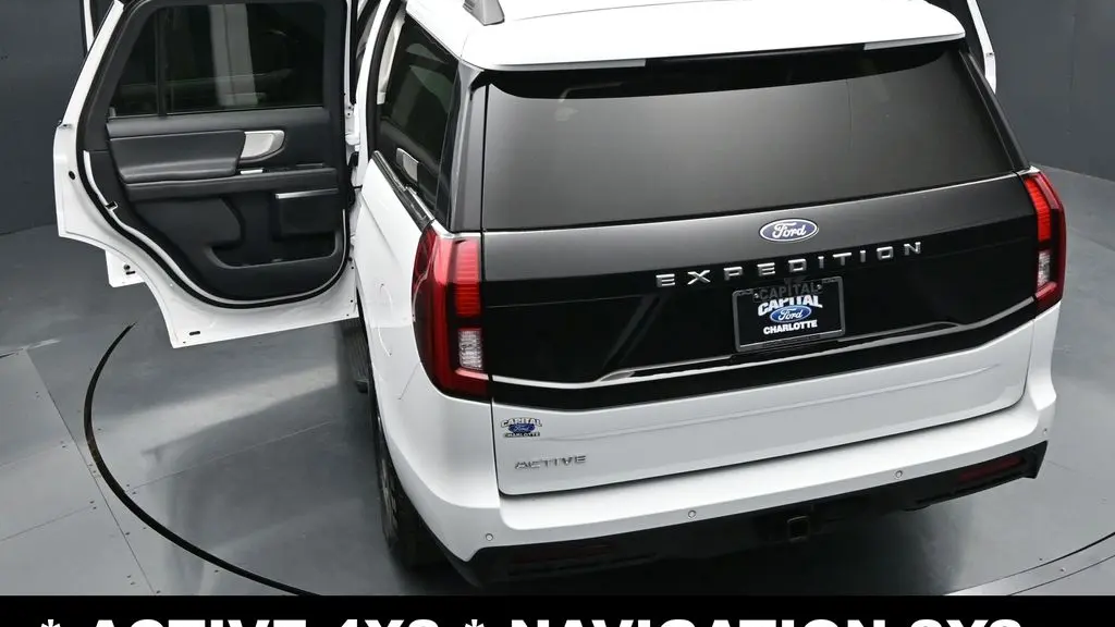 2025 Ford Expedition Active
