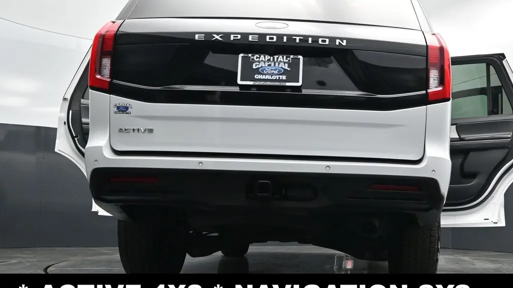 2025 Ford Expedition Active