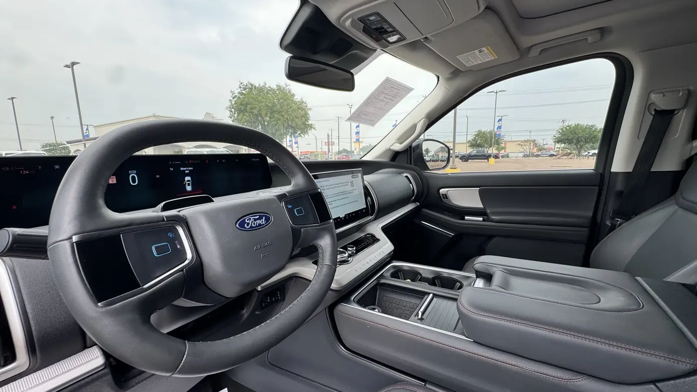 2025 Ford Expedition Active