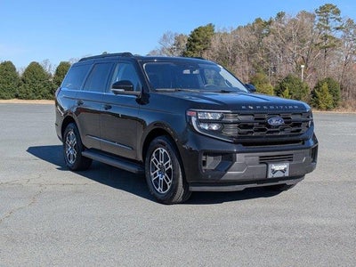 2025 Ford Expedition 4X2 Active 4DR SUV