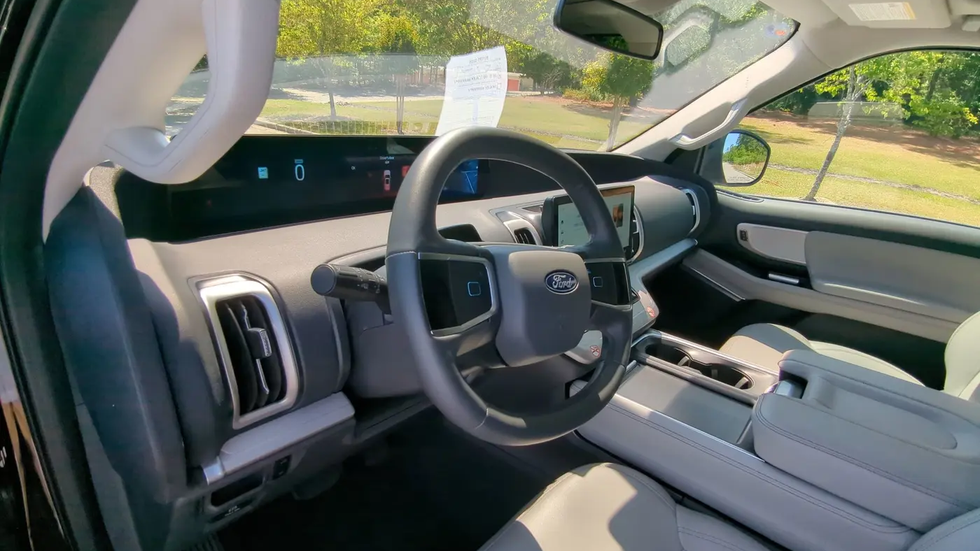 2025 Ford Expedition Active