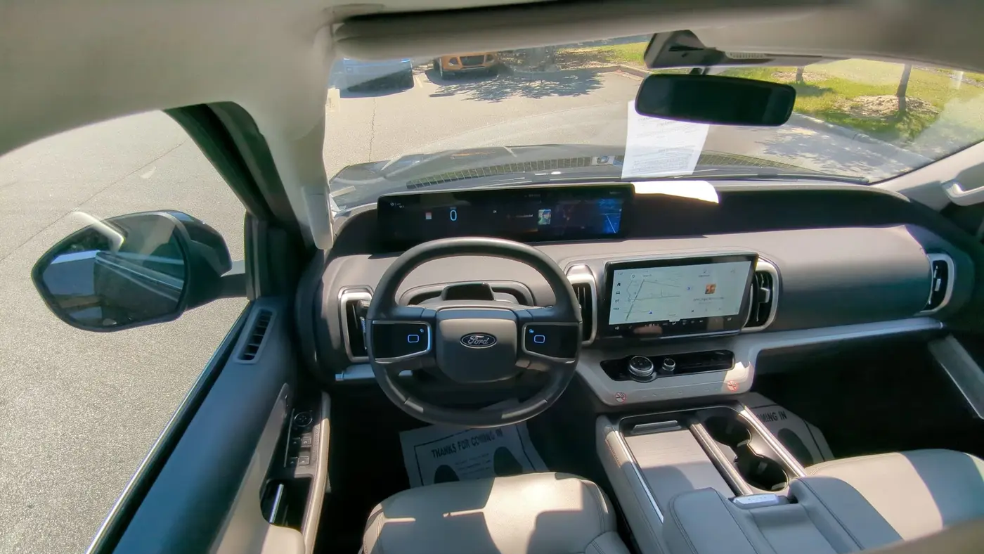 2025 Ford Expedition Active