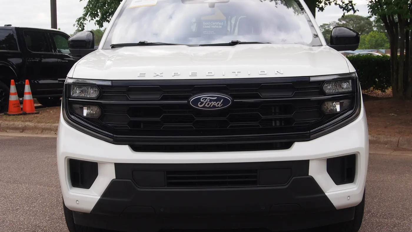2025 Ford Expedition Active