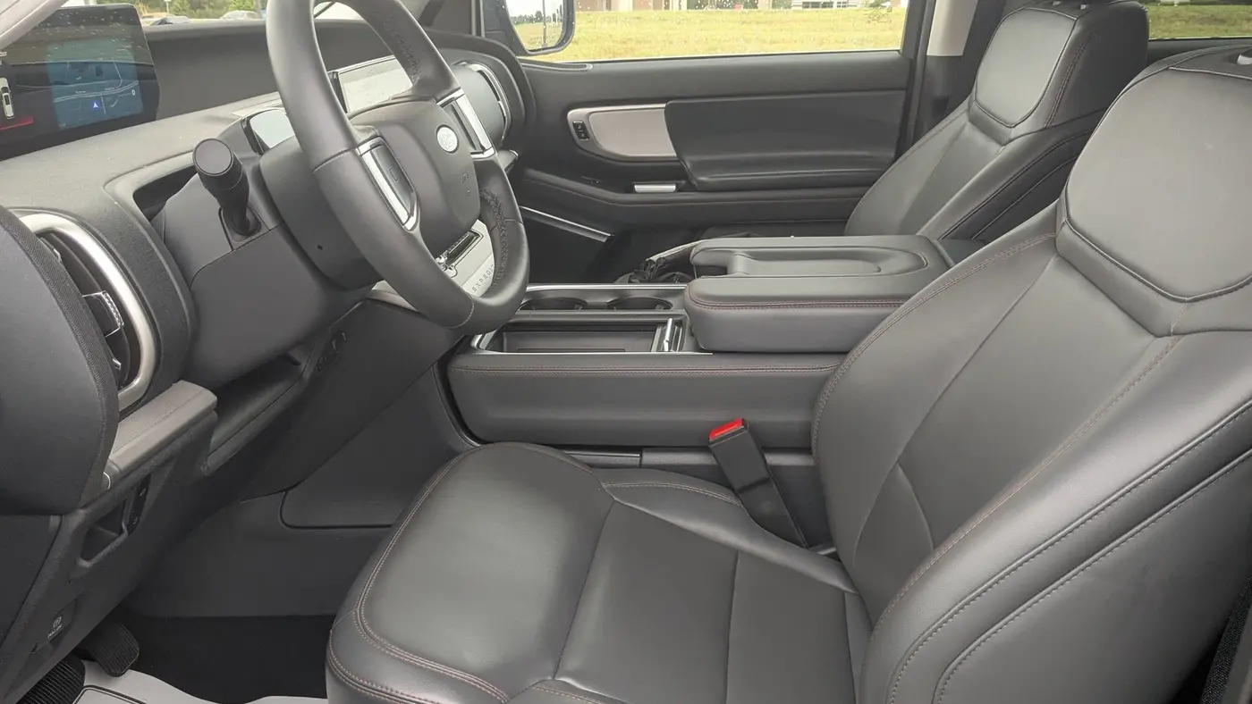 2025 Ford Expedition Active