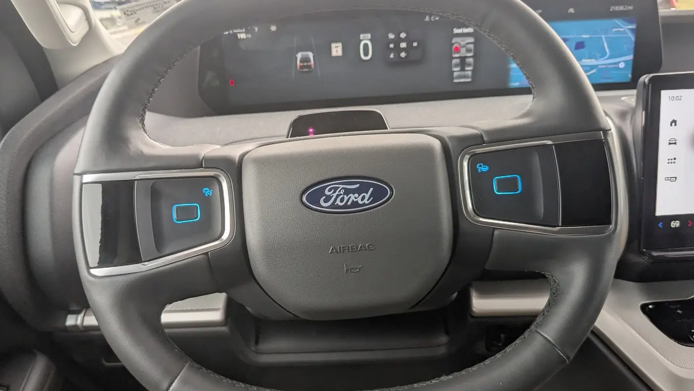 2025 Ford Expedition Active