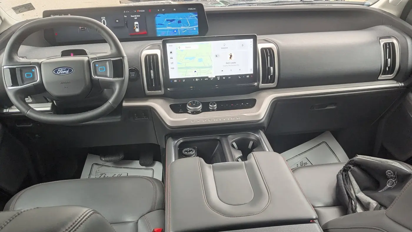 2025 Ford Expedition Active