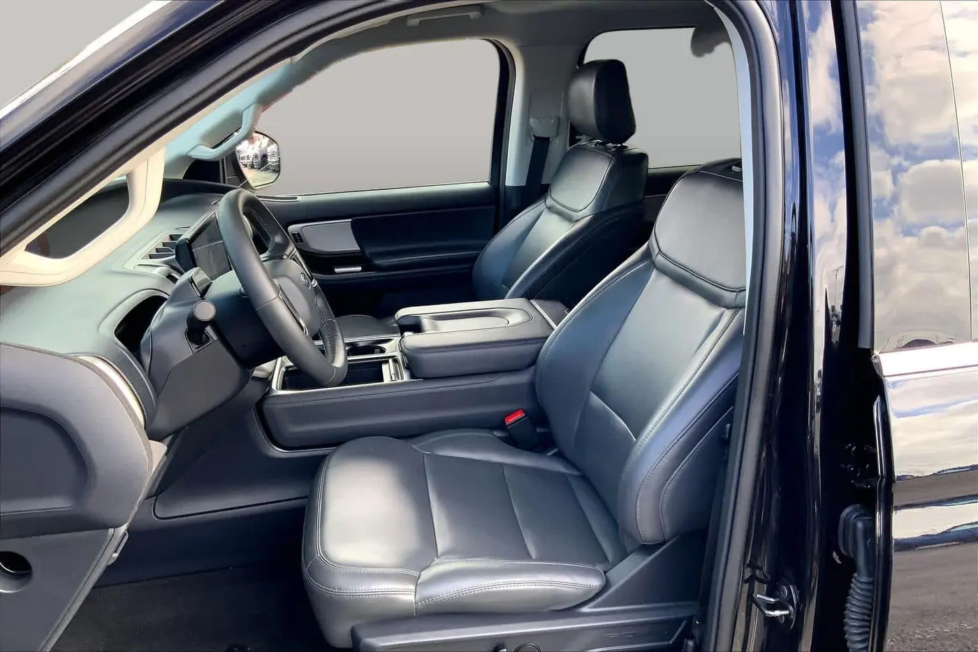 2026 Ford Expedition - $58,995