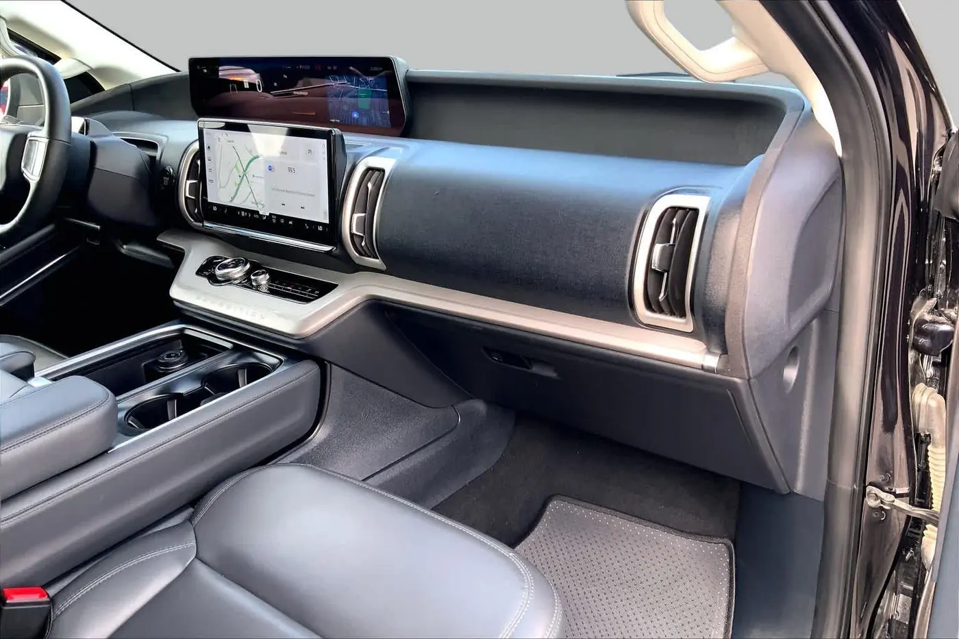 2026 Ford Expedition - $58,995