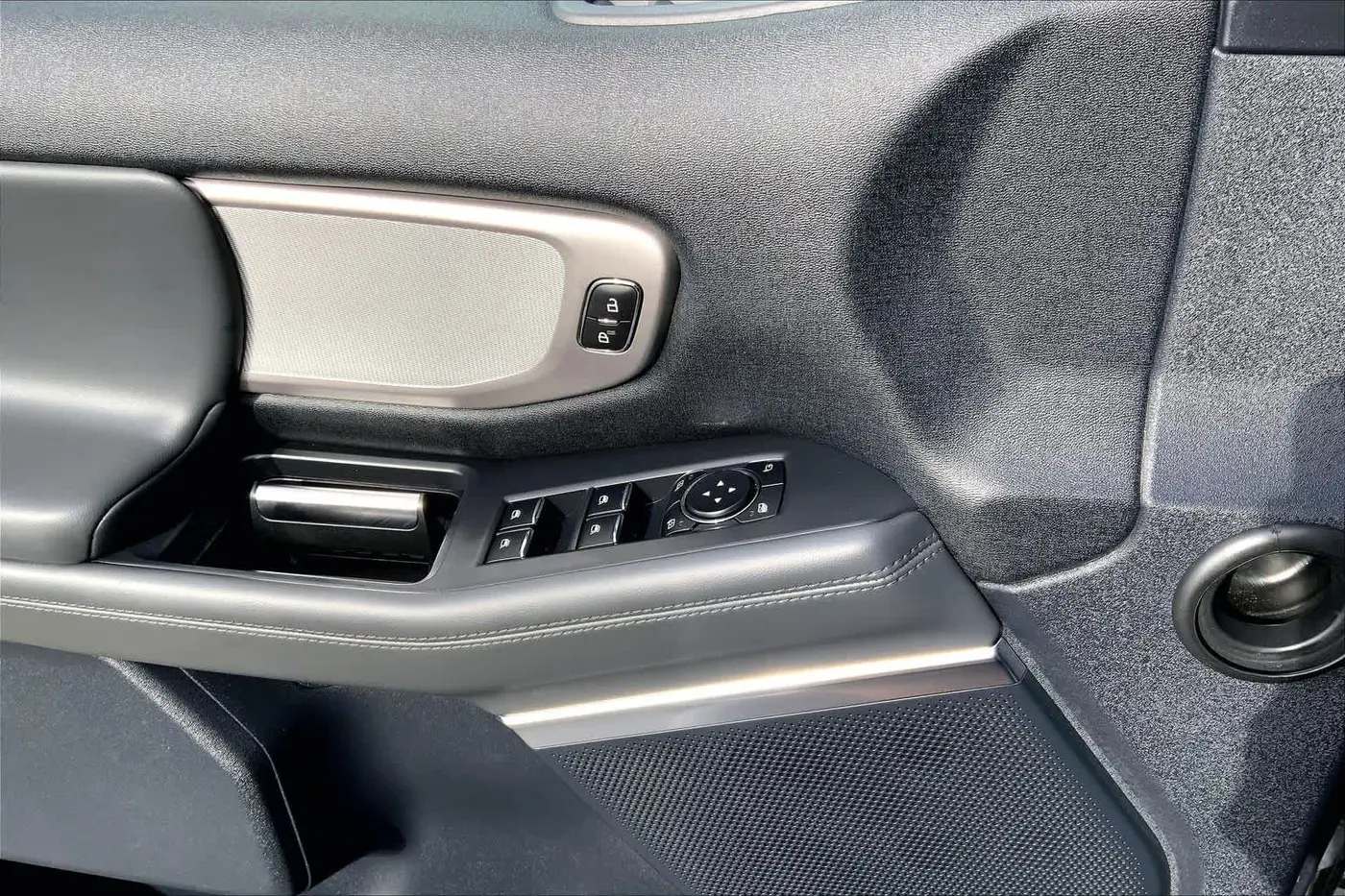 2026 Ford Expedition - $58,995