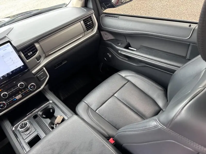 2024 Ford Expedition - $44,995
