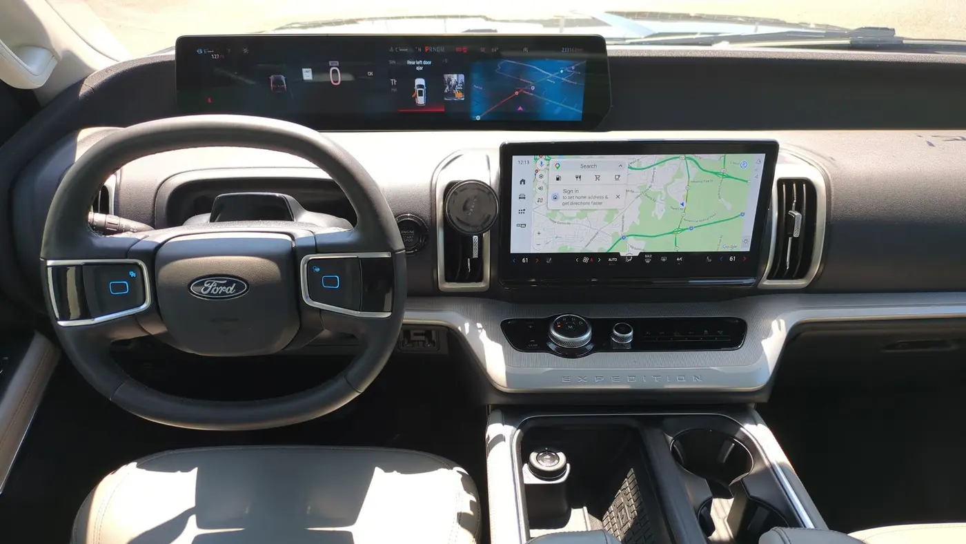 2025 Ford Expedition Active