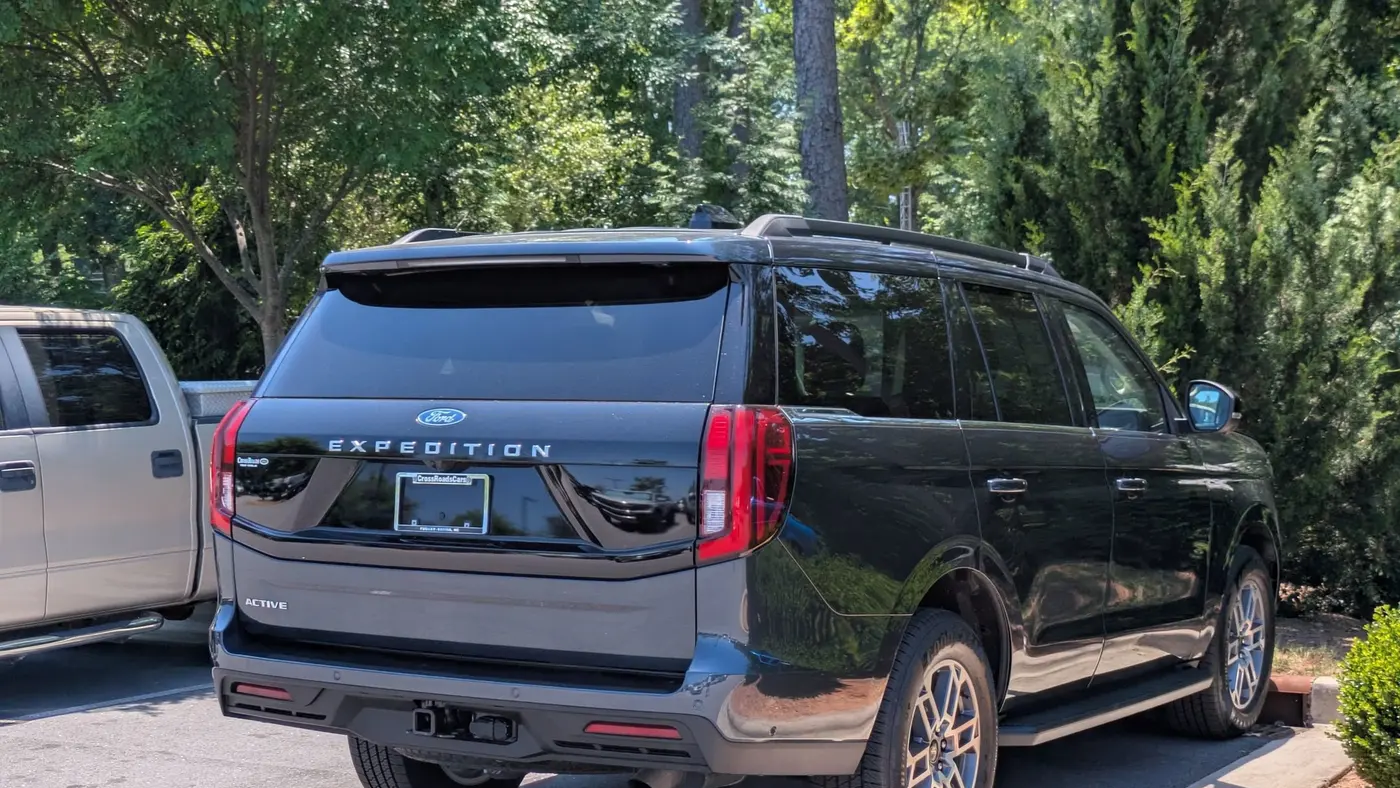 2025 Ford Expedition Active