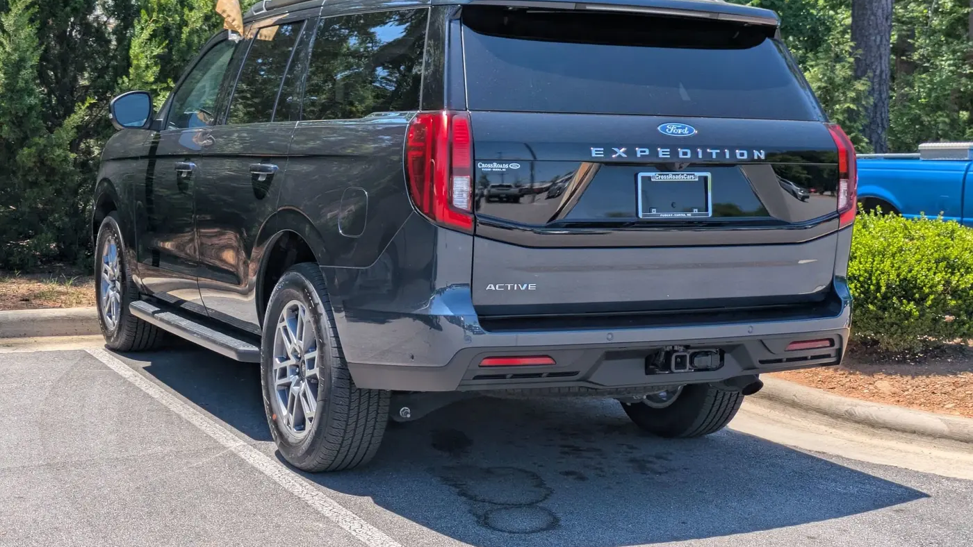 2025 Ford Expedition Active