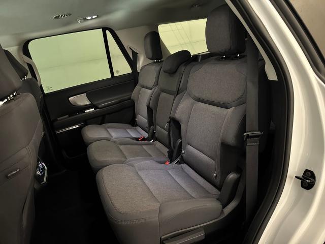 2025 Ford Expedition - $48,000