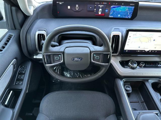 2025 Ford Expedition - $50,990