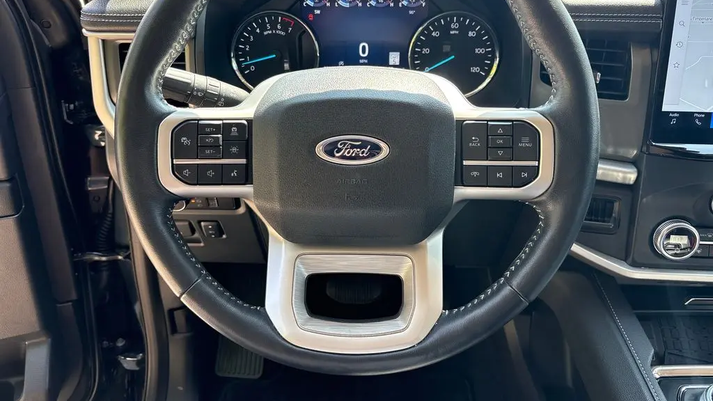 2023 Ford Expedition XLT