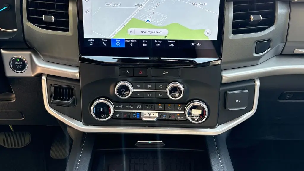 2023 Ford Expedition XLT