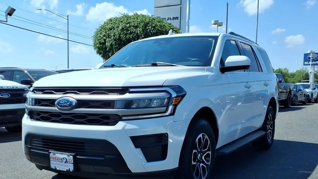 2024 Ford Expedition XLT