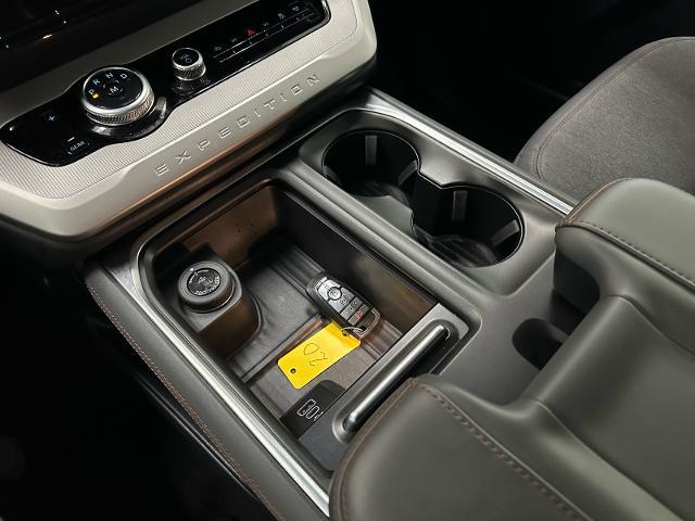 2025 Ford Expedition - $49,997