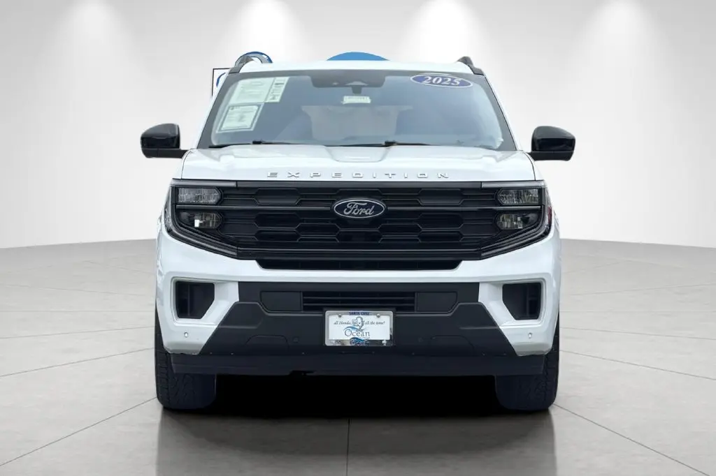 2025 Ford Expedition - $52,941