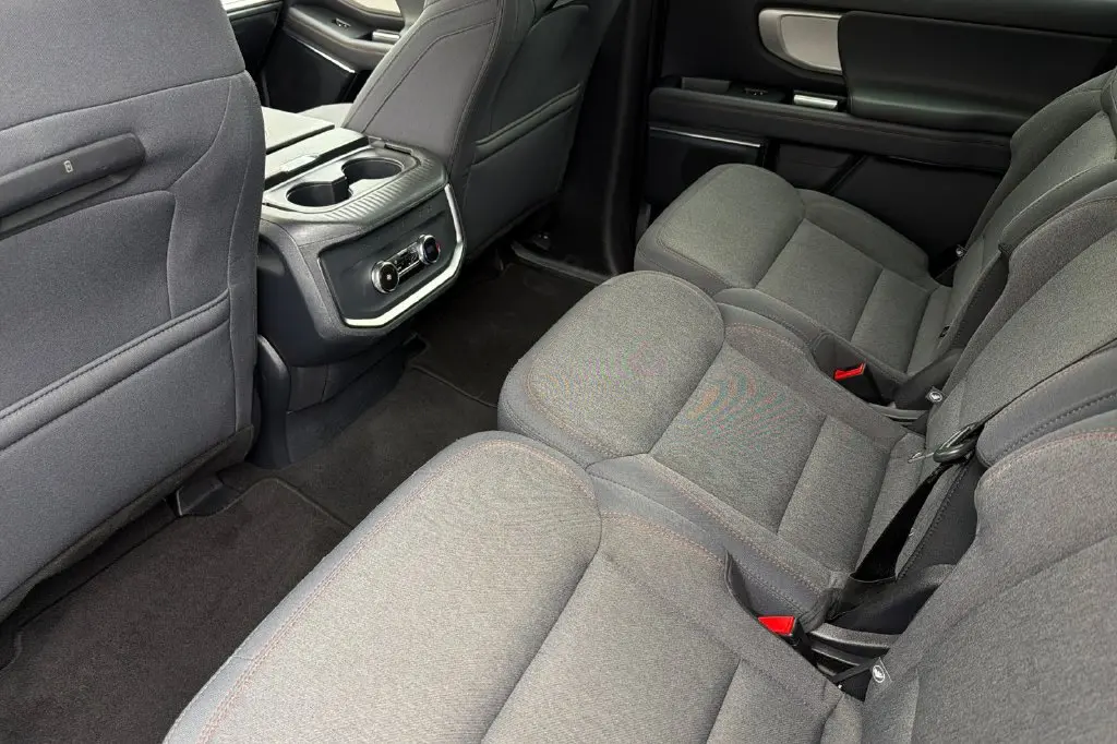 2025 Ford Expedition - $52,941