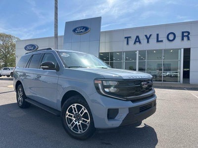 2026 Ford Expedition 4X2 Active 4DR SUV