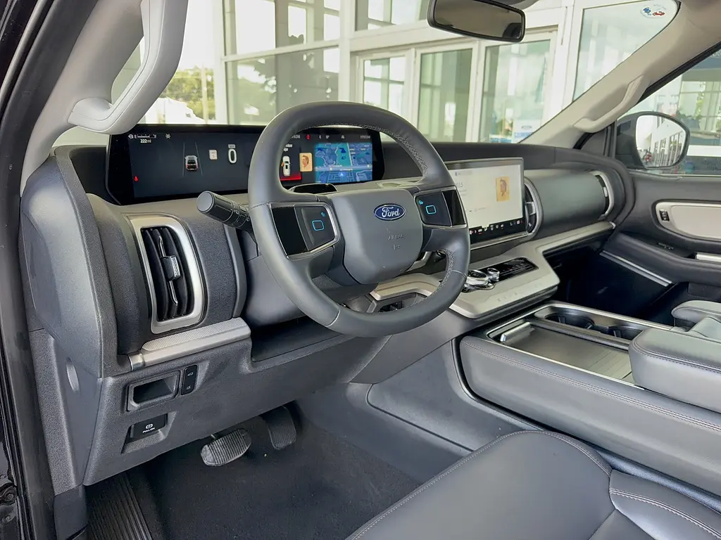 2025 Ford Expedition - $57,995