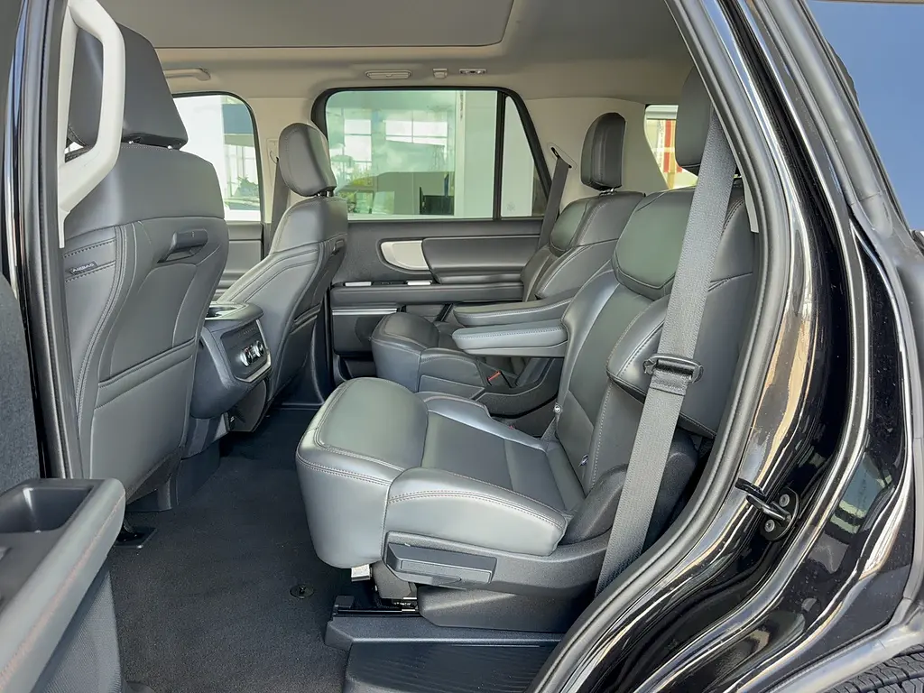 2025 Ford Expedition - $57,995