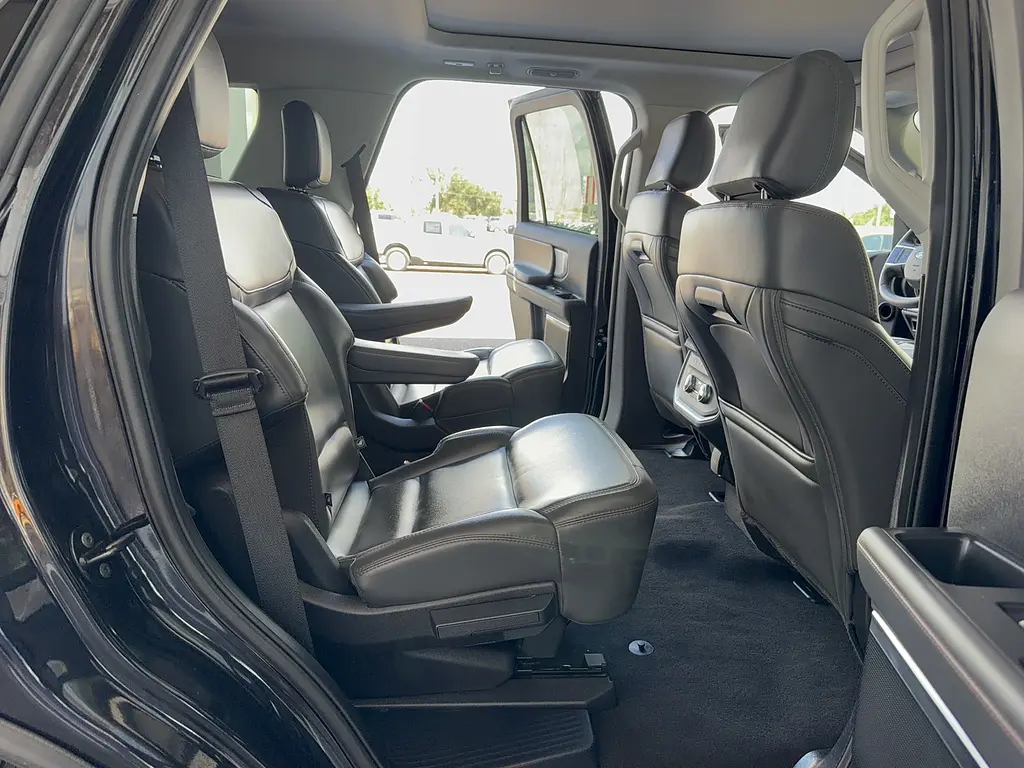 2025 Ford Expedition - $57,995