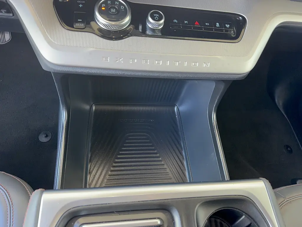 2025 Ford Expedition - $57,995