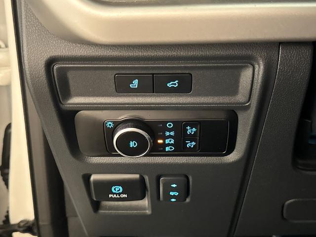 2023 Ford Expedition - $29,900