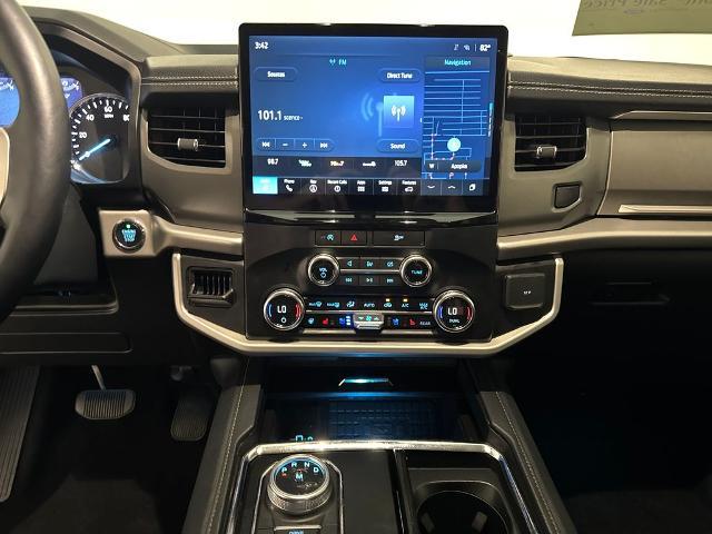 2023 Ford Expedition - $29,900
