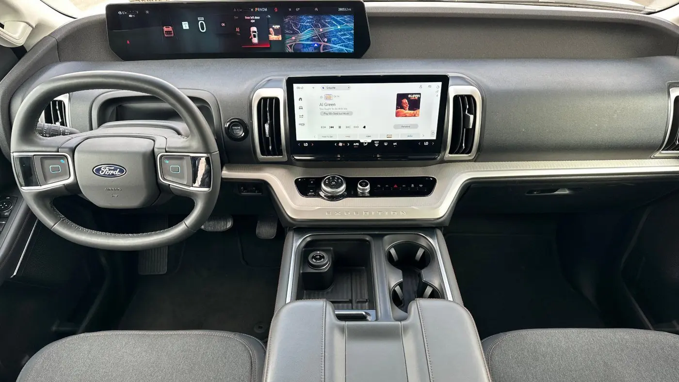 2025 Ford Expedition Active