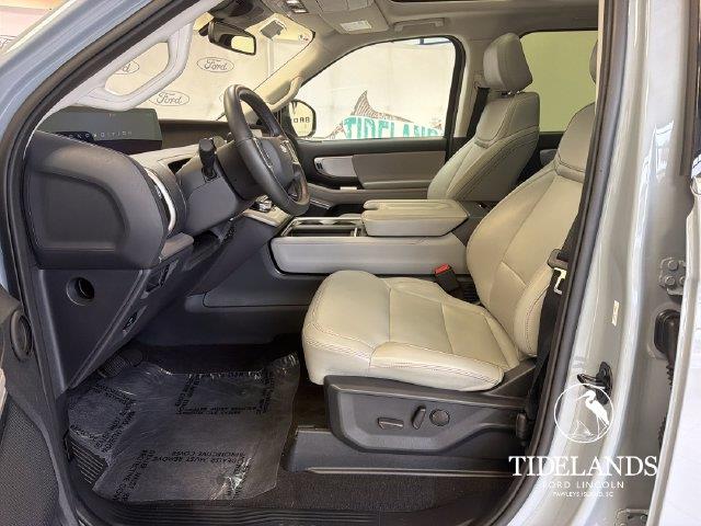 2025 Ford Expedition - $54,400