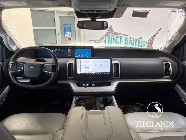 2025 Ford Expedition - $54,400