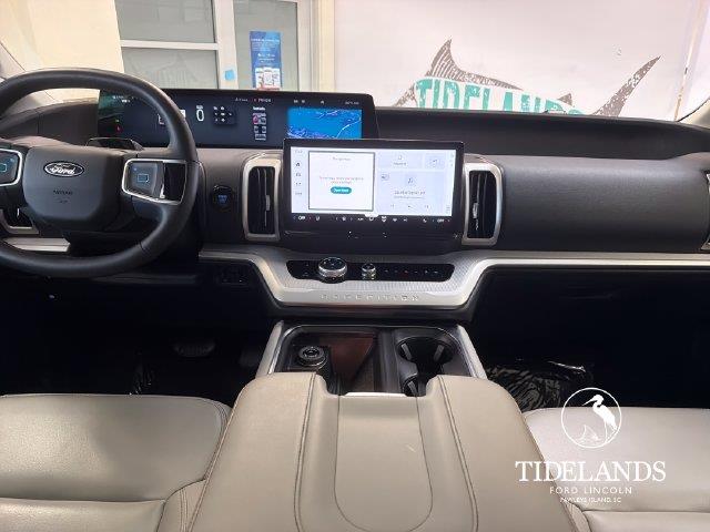 2025 Ford Expedition - $54,400